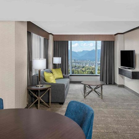 Hilton Vancouver Metrotown Burnaby Ngoại thất bức ảnh