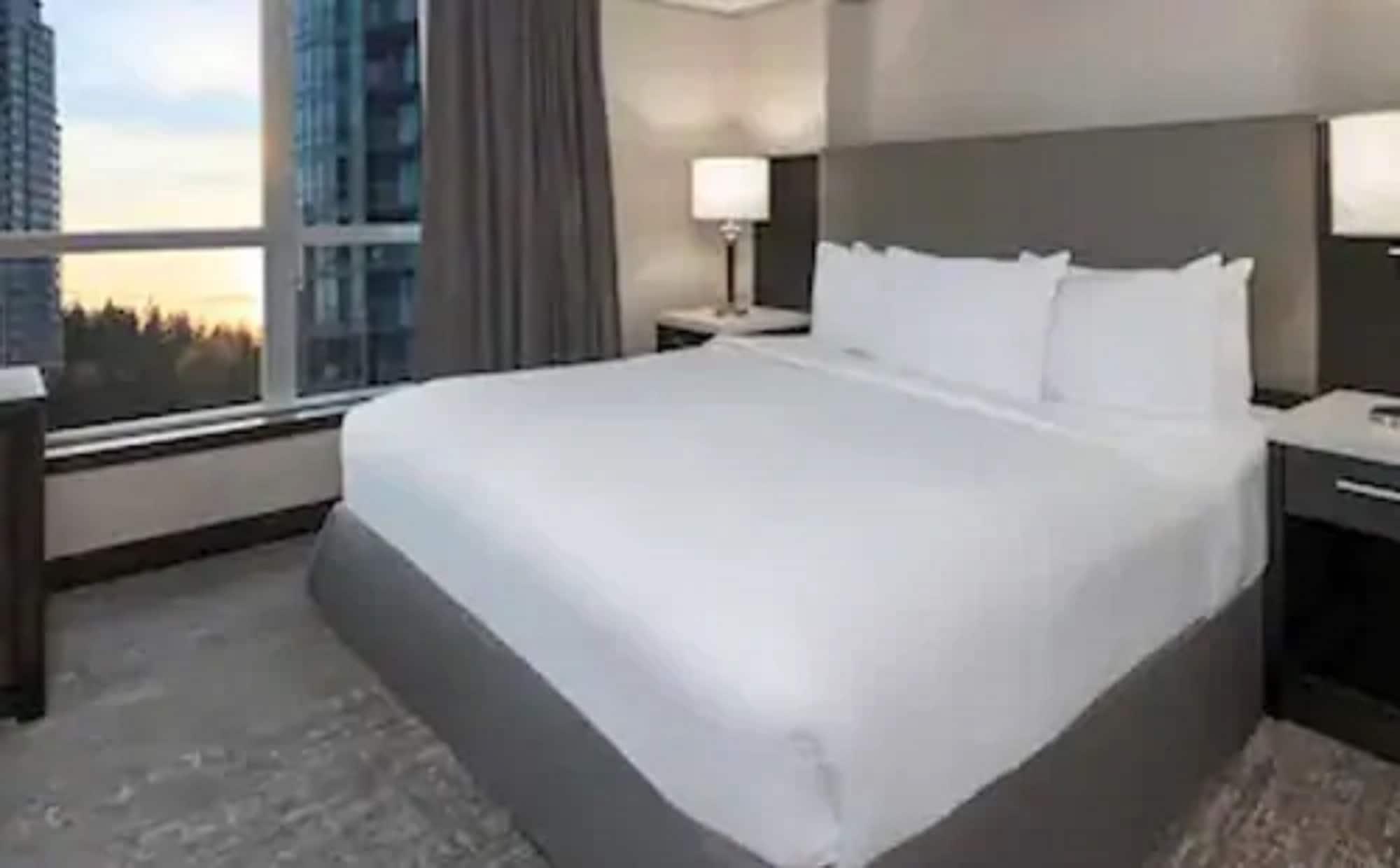 Hilton Vancouver Metrotown Burnaby Ngoại thất bức ảnh