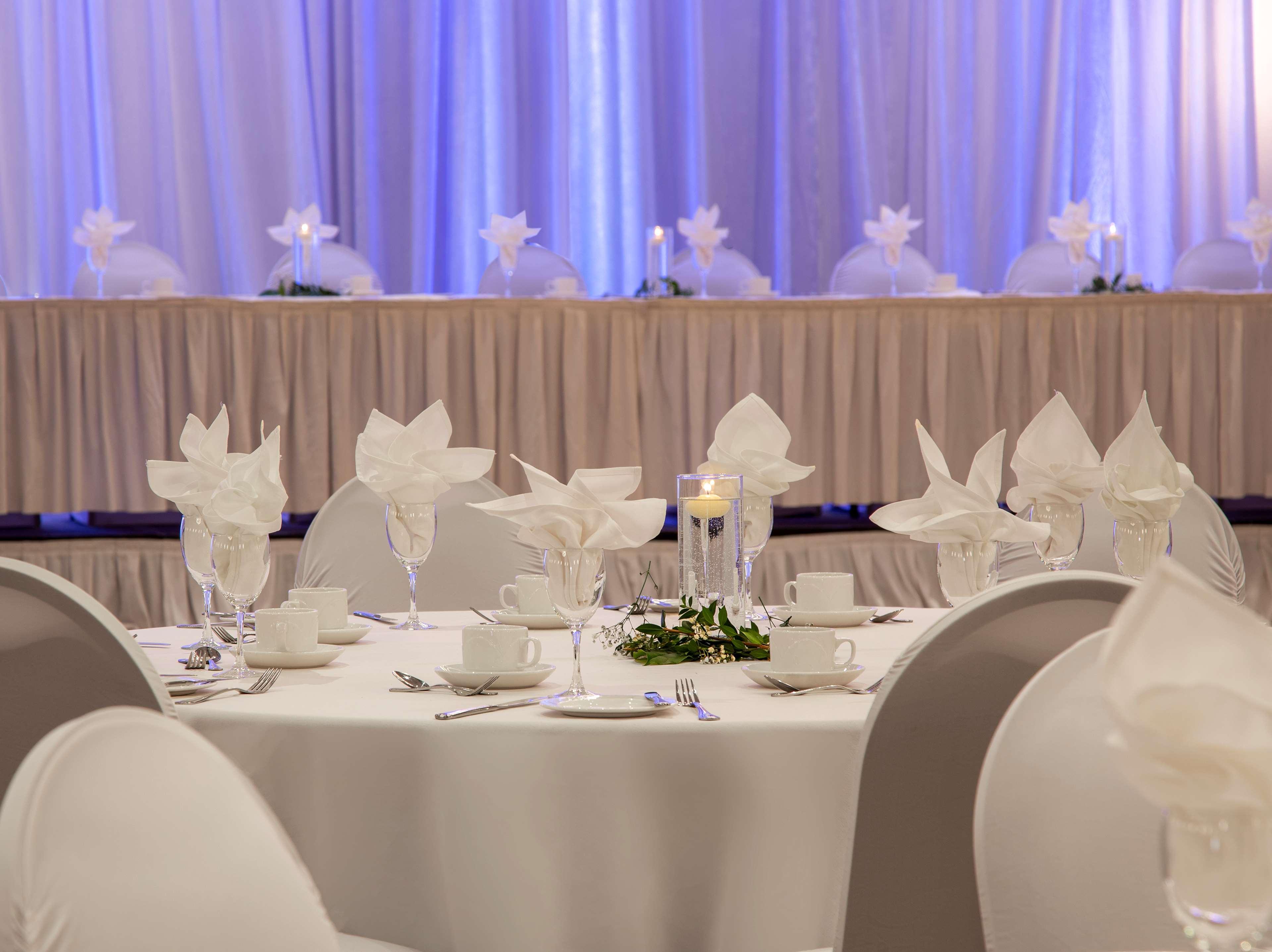Hilton Vancouver Metrotown Burnaby Ngoại thất bức ảnh