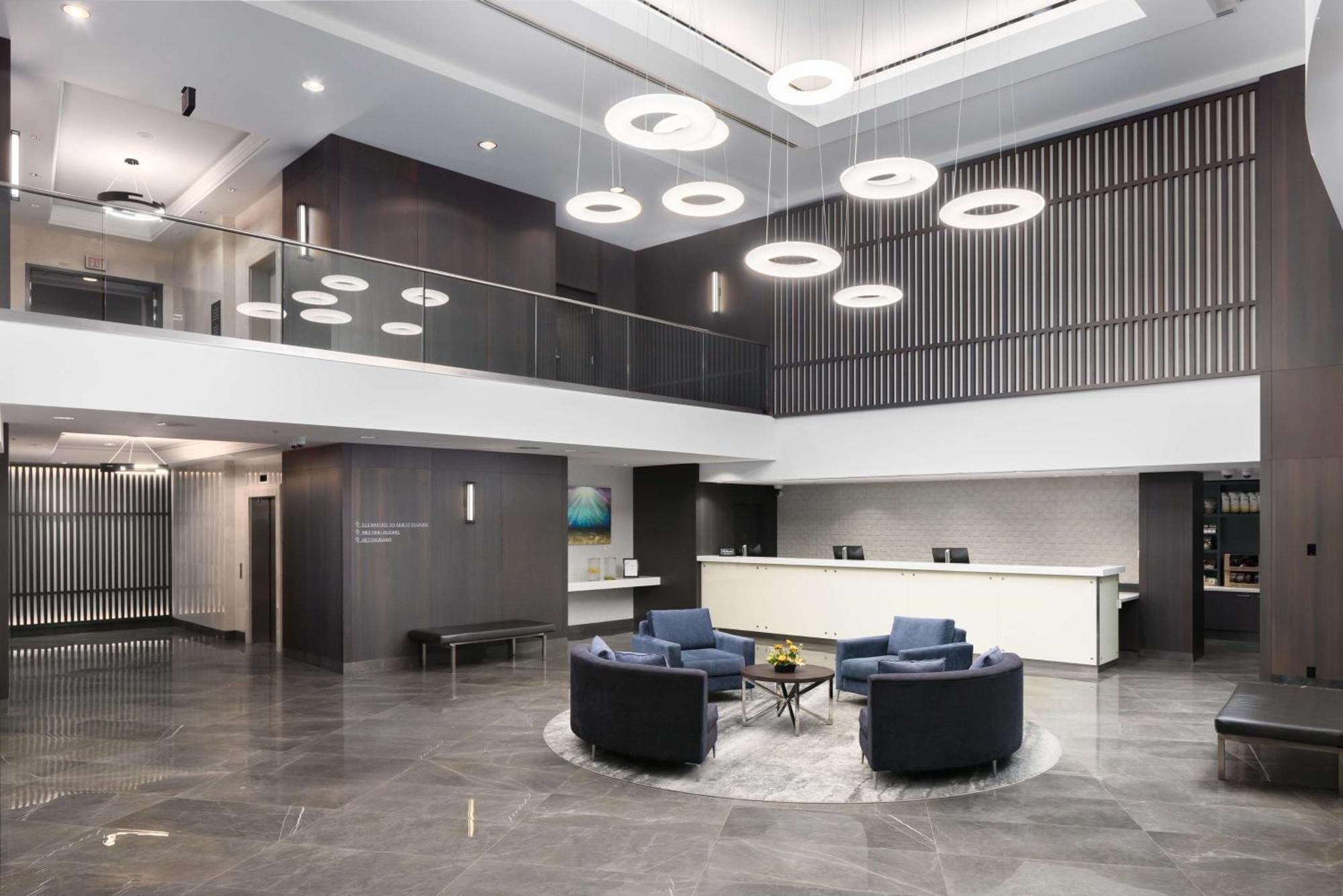 Hilton Vancouver Metrotown Burnaby Ngoại thất bức ảnh