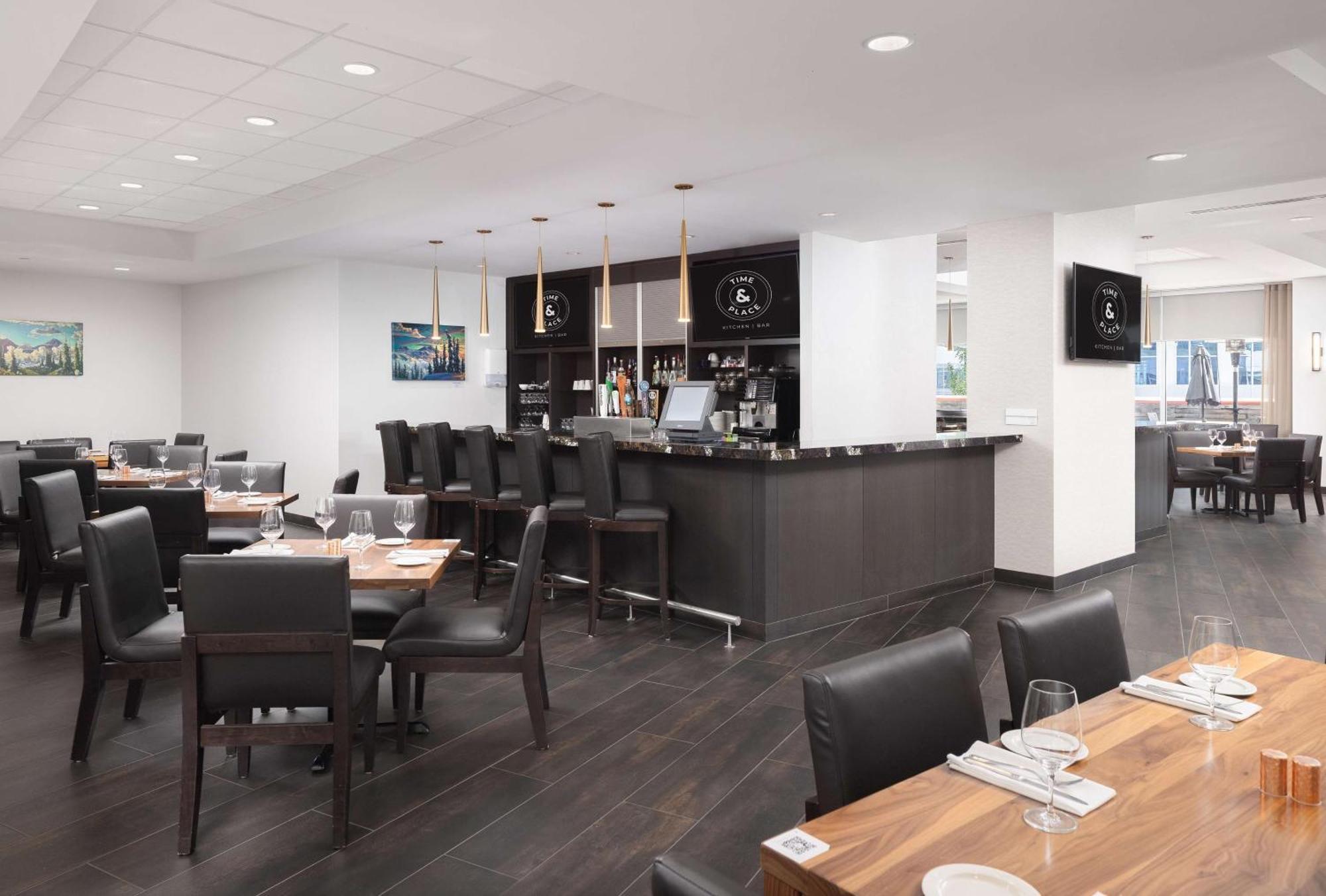 Hilton Vancouver Metrotown Burnaby Ngoại thất bức ảnh