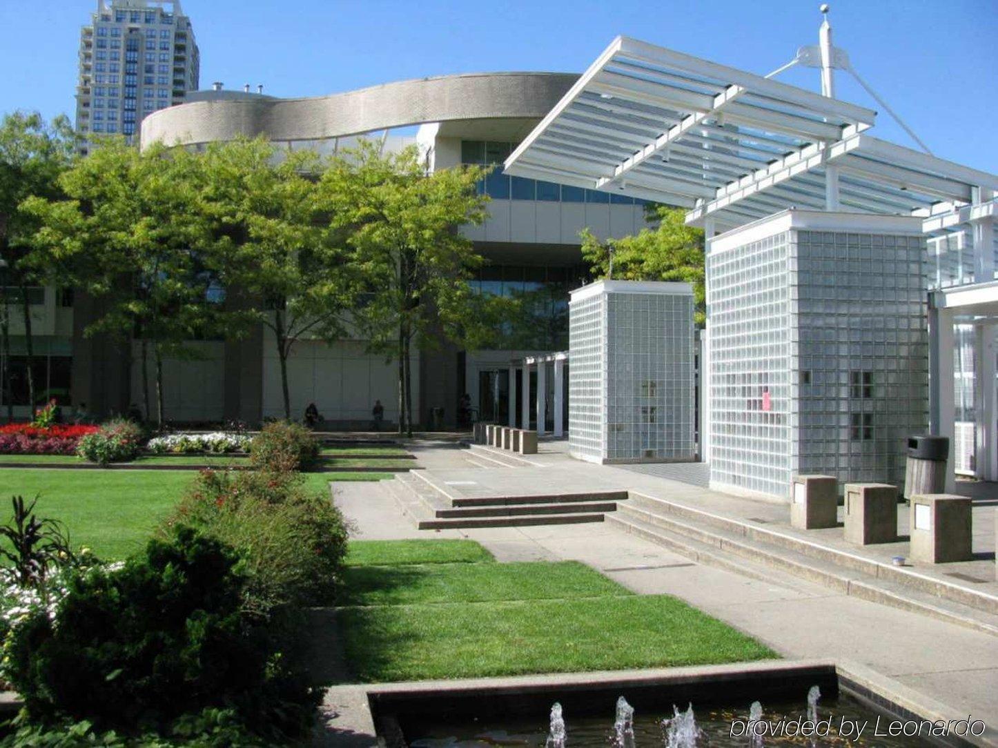 Hilton Vancouver Metrotown Burnaby Ngoại thất bức ảnh