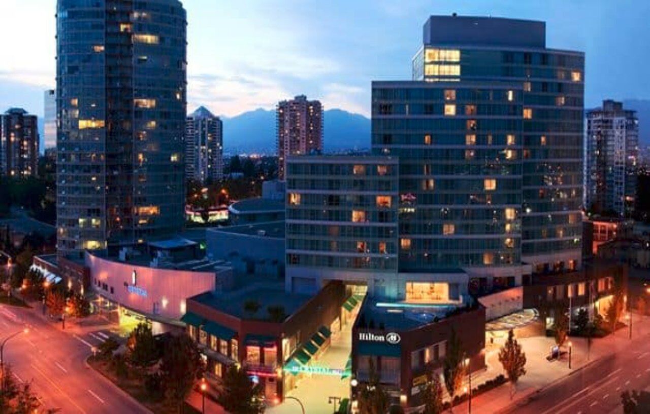 Hilton Vancouver Metrotown Burnaby Ngoại thất bức ảnh